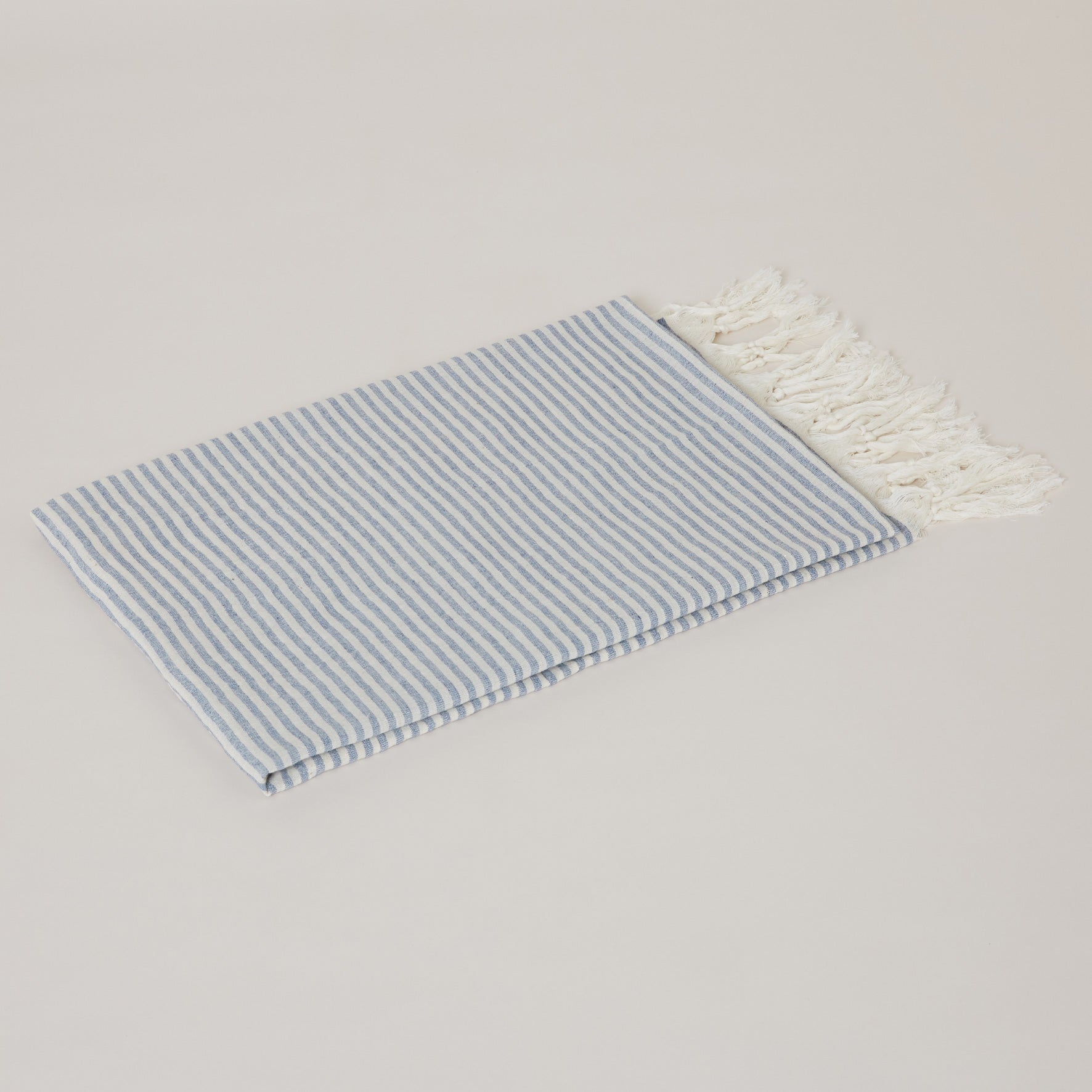 http://maydestore.com.au/cdn/shop/files/MAYDE-TURKISH-TOWEL-NOOSA-NAVY-FOLDED.jpg?v=1698719770