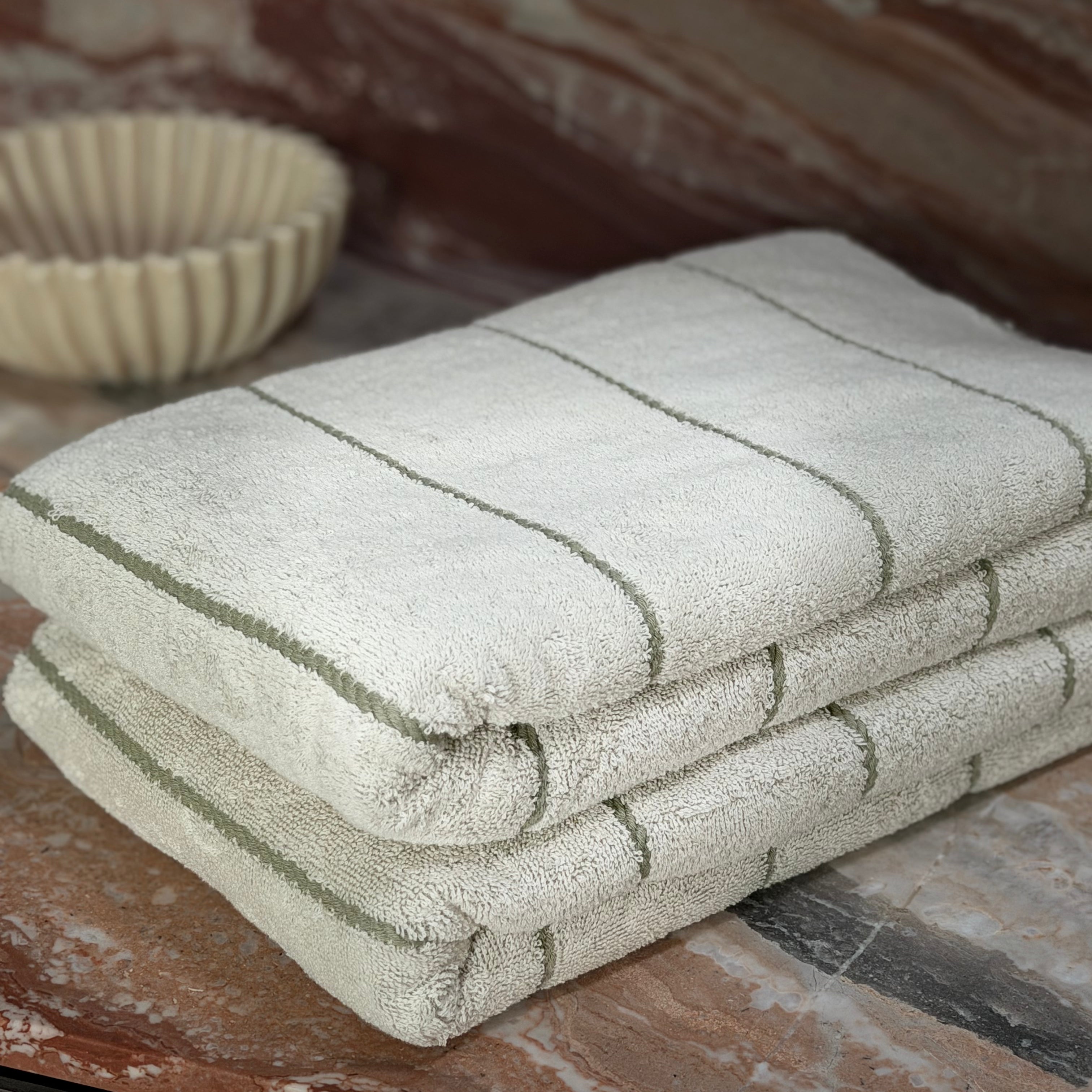 LUCINDA TOWEL - GREEN TEA