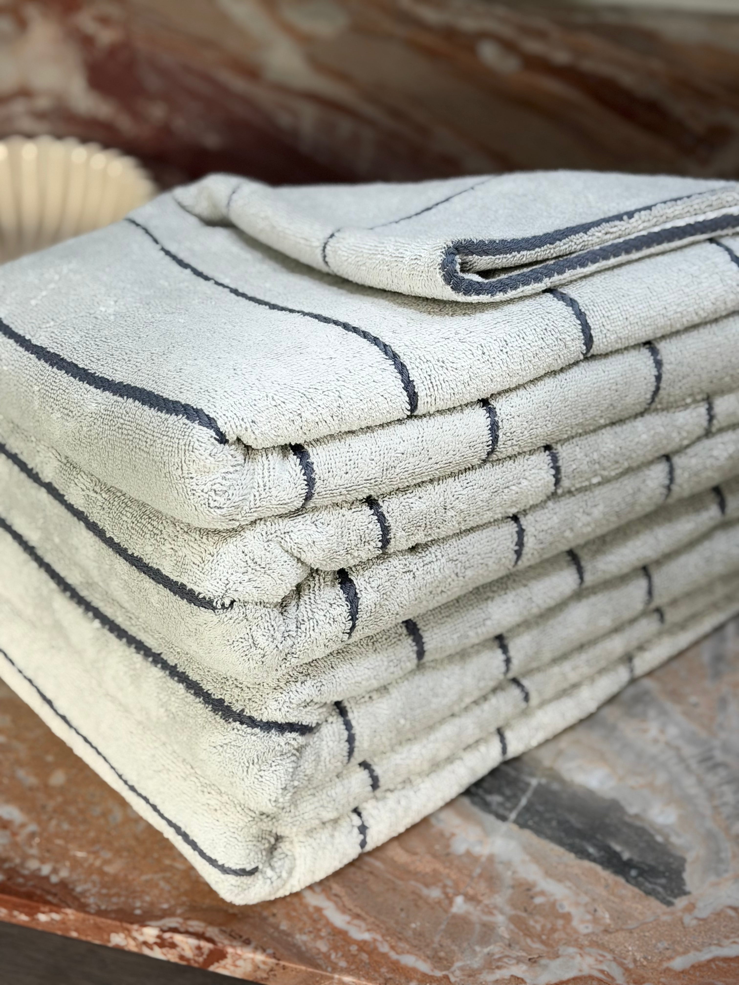 LUCINDA TOWEL - ASH GREY