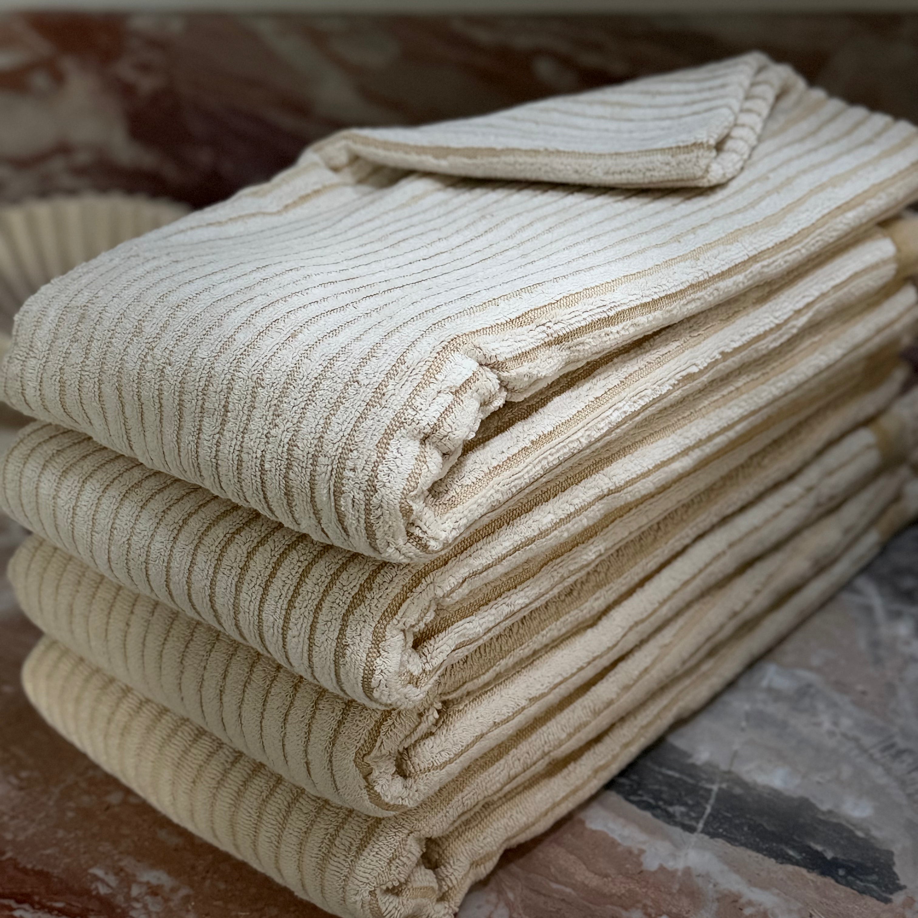 KINKA TOWEL - BUTTER