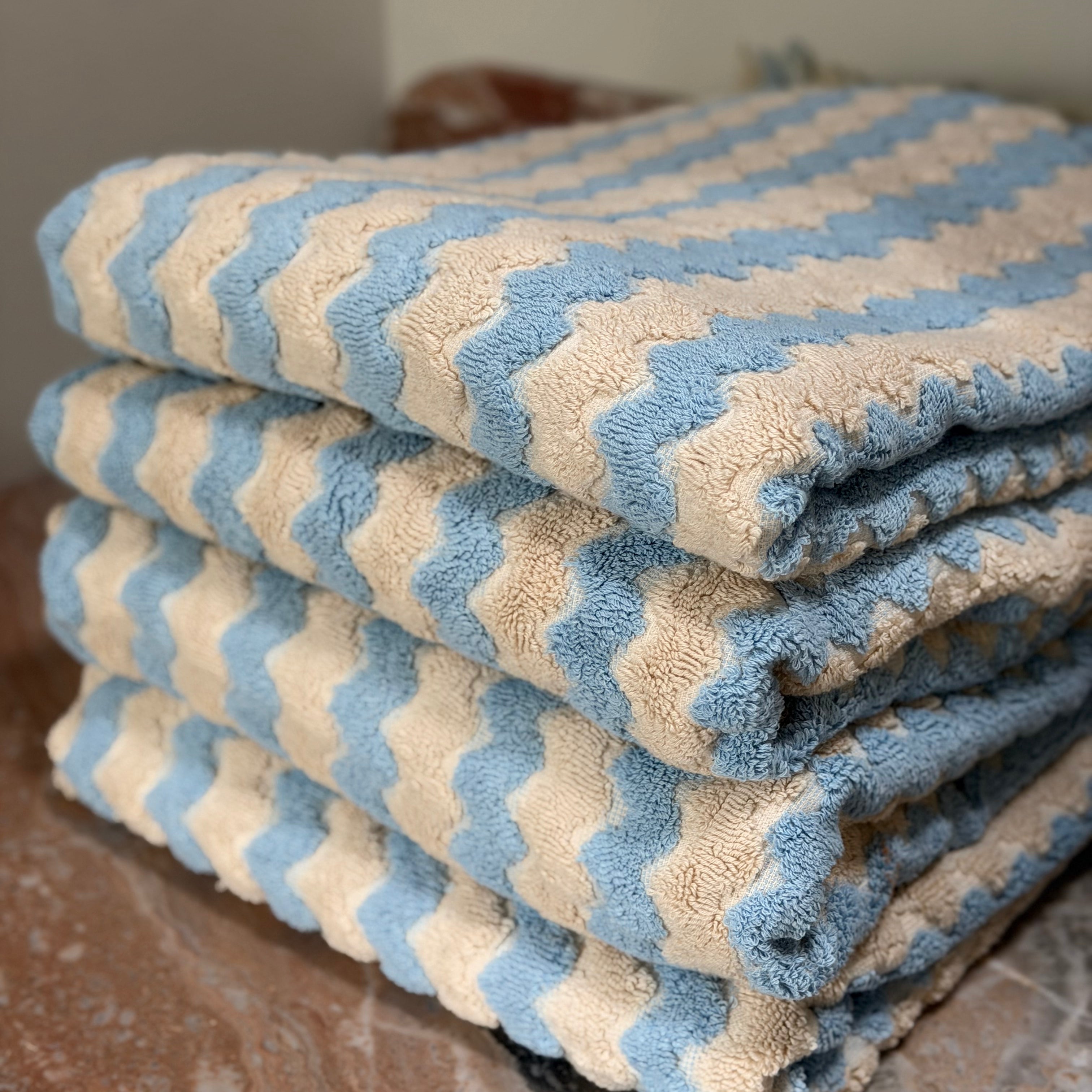 ORPHEUS TOWEL - POWDER BLUE