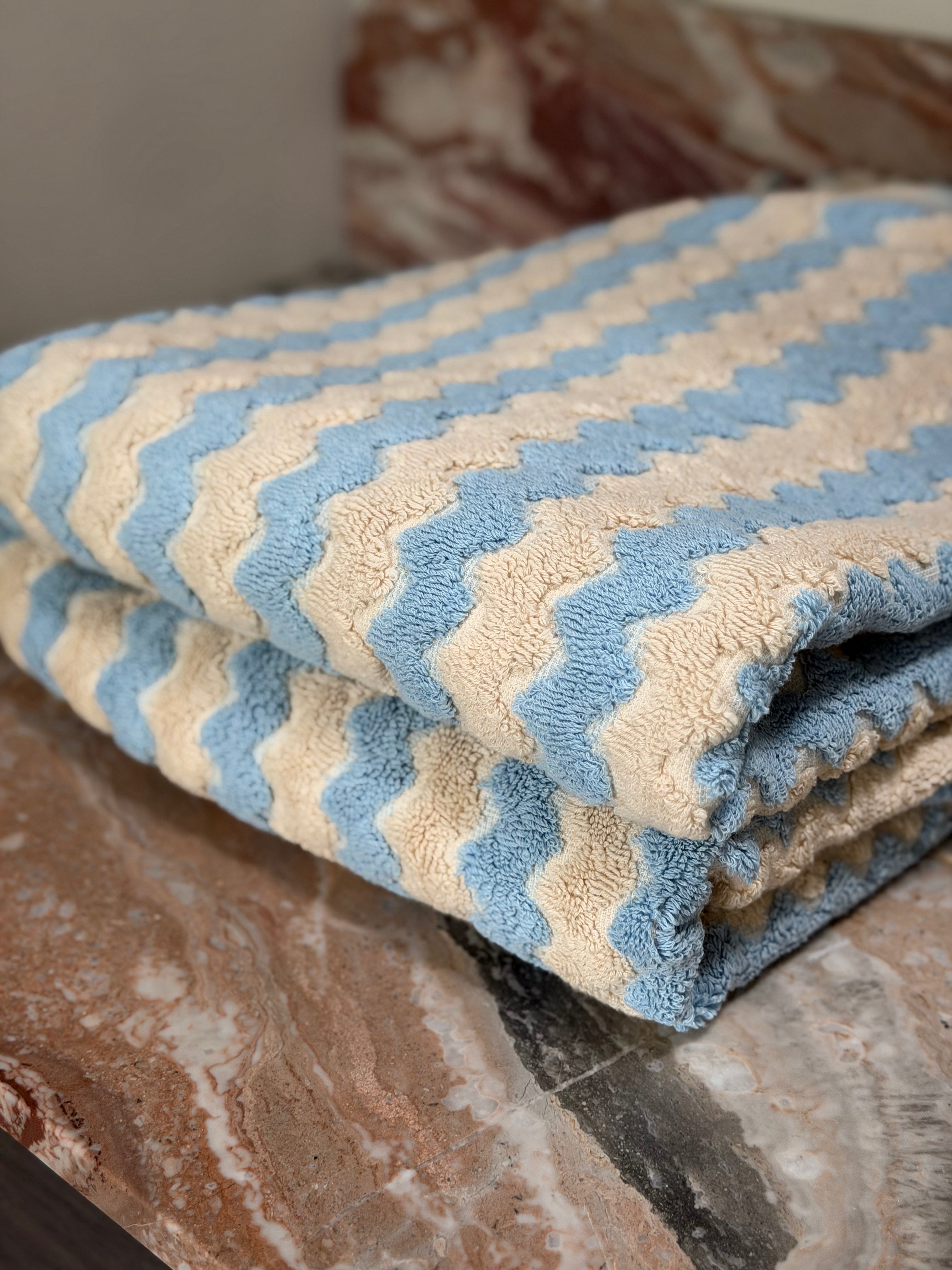 ORPHEUS TOWEL - POWDER BLUE