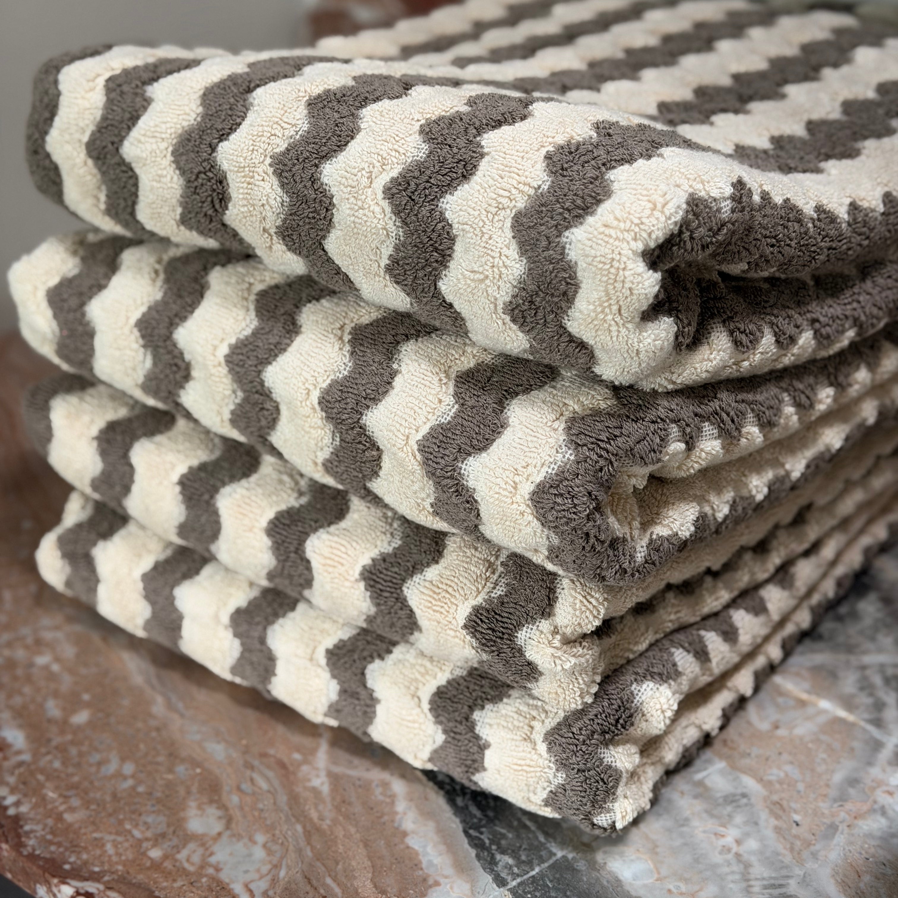 ORPHEUS TOWEL - COCOA