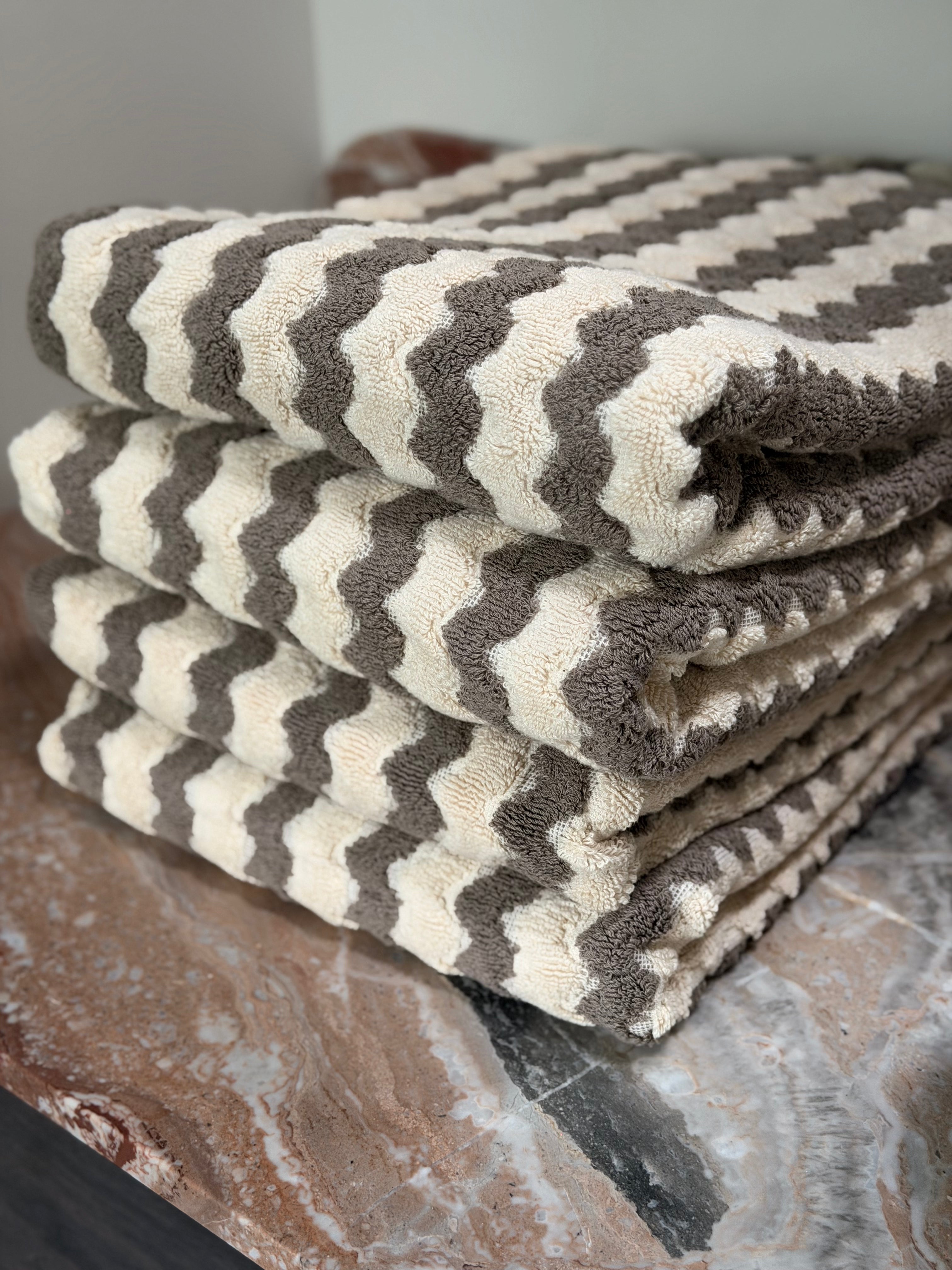ORPHEUS TOWEL - COCOA