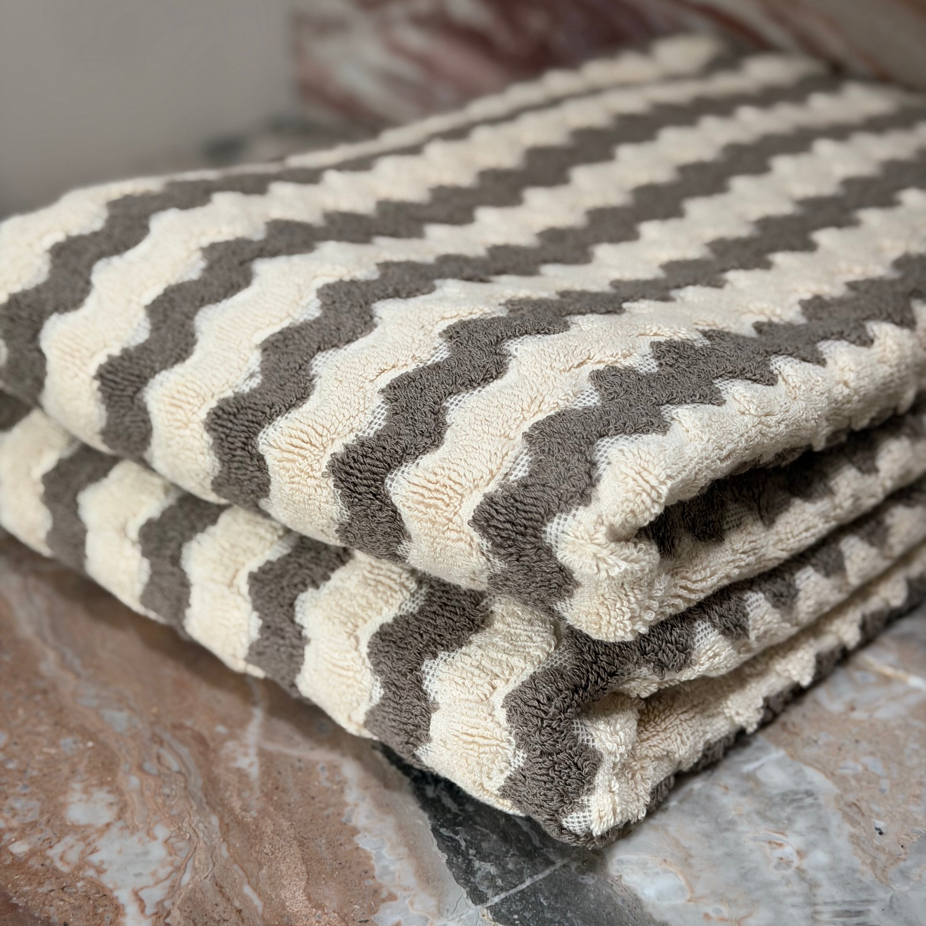 ORPHEUS TOWEL - COCOA