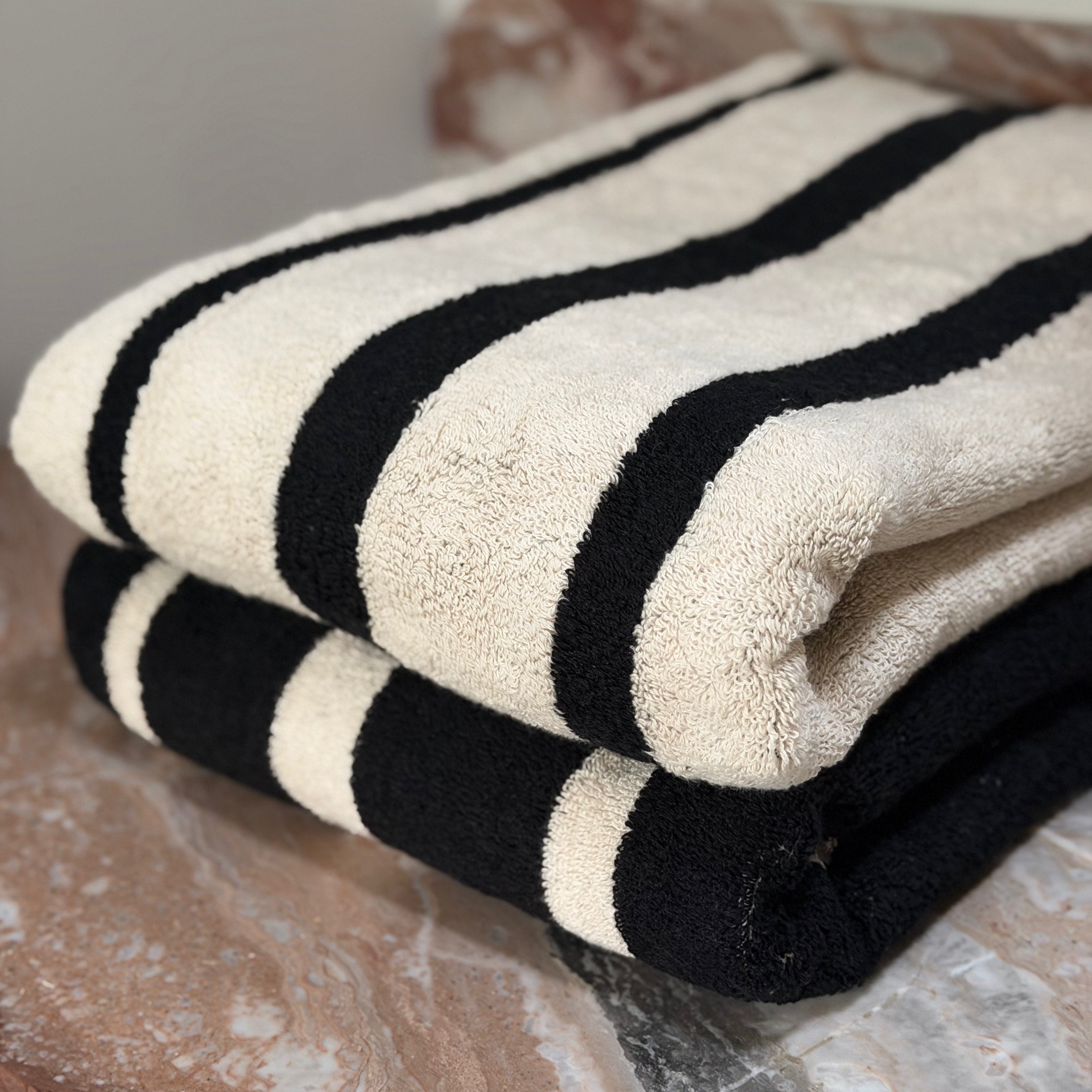 BONDI TOWEL - BLACK